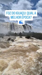 Planejando Foz do Iguaçu? Saiba que o mês da sua visita e a quantidade de dias no roteiro podem transformar completamente a sua experiência na cidade. 🌿

Aqui está o resumo para você salvar e não errar no planejamento:

✨ O Ponto Perfeito (Abril, Maio, Setembro, Novembro): Temperaturas entre 20°C e 28°C. Pouca chuva, vazão ótima e menos turistas que nas férias. Esses são os meses de ouro!

💦 Cataratas Gigantes (Dezembro a Março): É o auge do volume de água! O visual é de arrepiar, mas prepare-se para o calor intenso e a umidade alta. Foi a minha escolha para o final de ano e eu amei a potência das quedas.

❄️ Trilha Fresquinha (Junho a Agosto): Clima seco e frio (pode chegar a 10°C). As quedas ficam mais definidas e o passeio é super confortável para quem quer fugir do suor.

⚠️ Dica de Ouro: Fuja de janeiro, julho e feriados prolongados para evitar filas e preços inflacionados.

⏳ Quantos dias ficar? Não tente conhecer Foz em 2 ou 3 dias! É impossível aproveitar tudo. Recomendo no mínimo 5 dias para dar conta dos principais atrativos com tranquilidade.

💻 No blog eu relato a minha experiência completa! Clica no link da bio e confira!

#FozDoIguacu #CataratasDoIguacu #DicasDeViagem #TurismoBrasil #MelhorEpoca